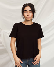 Load image into Gallery viewer, Women's Essential Tee (Standard Fit - Black)