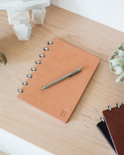 Load image into Gallery viewer, Discbound Heirloom Journal Bundle (Natural Journal + 3 Refills)
