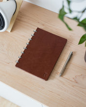 Load image into Gallery viewer, Discbound Heirloom Journal (Brown)