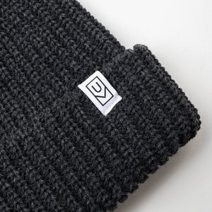 Chunky Knit Beanie (Charcoal)