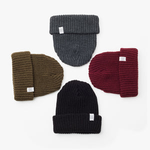 Chunky Knit Beanie (Black)