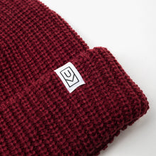 Load image into Gallery viewer, Chunky Knit Beanie (Burgundy)
