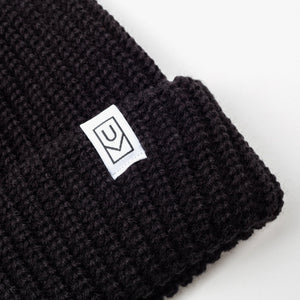 Chunky Knit Beanie (Black)