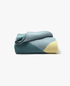 Day (Eco Throw Blanket)