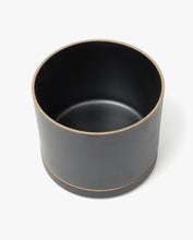 Load image into Gallery viewer, Hasami Large Planter (Matte Black)
