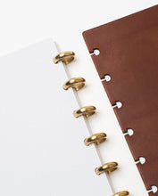 Load image into Gallery viewer, Discbound Heirloom Journal (Brown)
